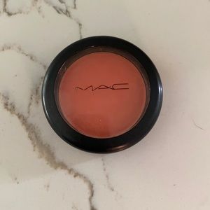 MAC blush in Modern Mandarin